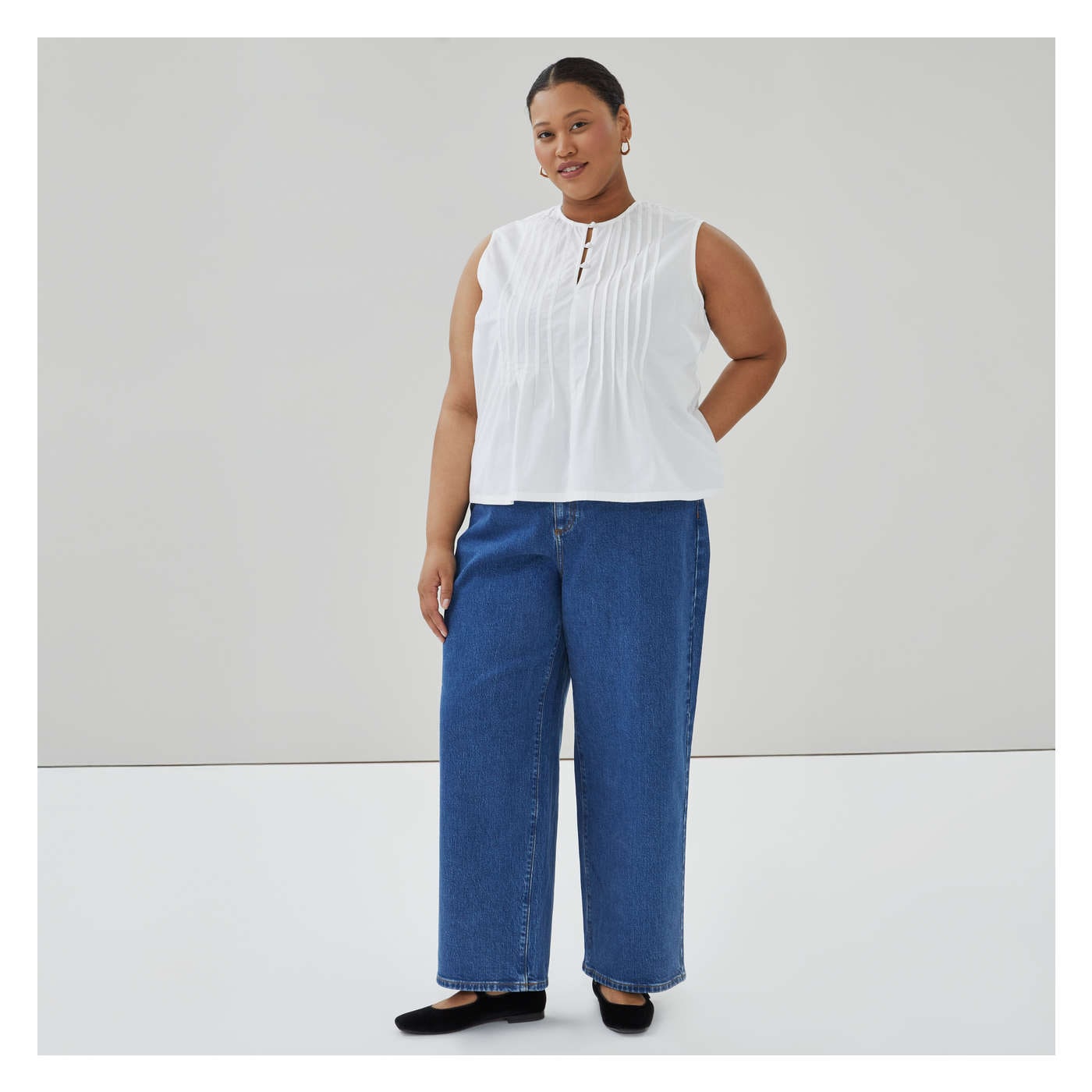 ★MOHAN★ TWS PINTUCK SILKET TOP _4 COLOR Women+ Poplin Pintuck Shell Top in Bright White from Joe Fresh